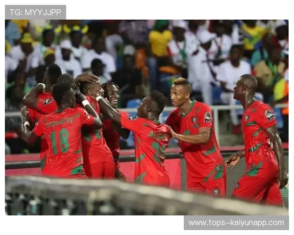 几内亚比绍足球队迎来新教练团队，几内亚比绍代表团